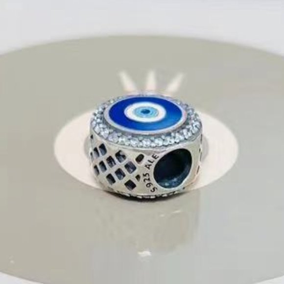 Pandora Evil Eye Double Sided Charm EG792016CZ Canada Excl. Eye of Protection - Picture 2 of 3